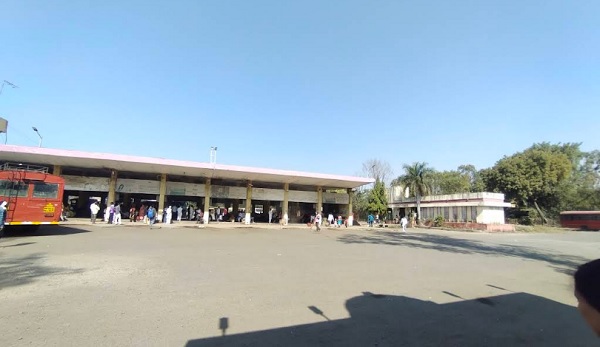 akola st bus stand